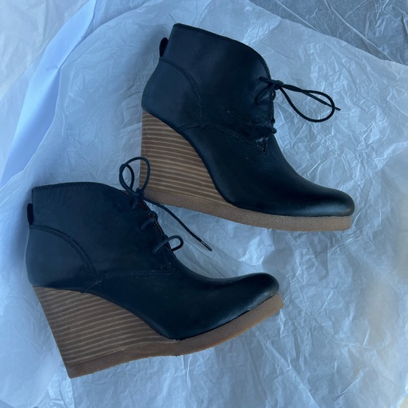 Lucky Brand Leather Boots - Picture 9 of 13